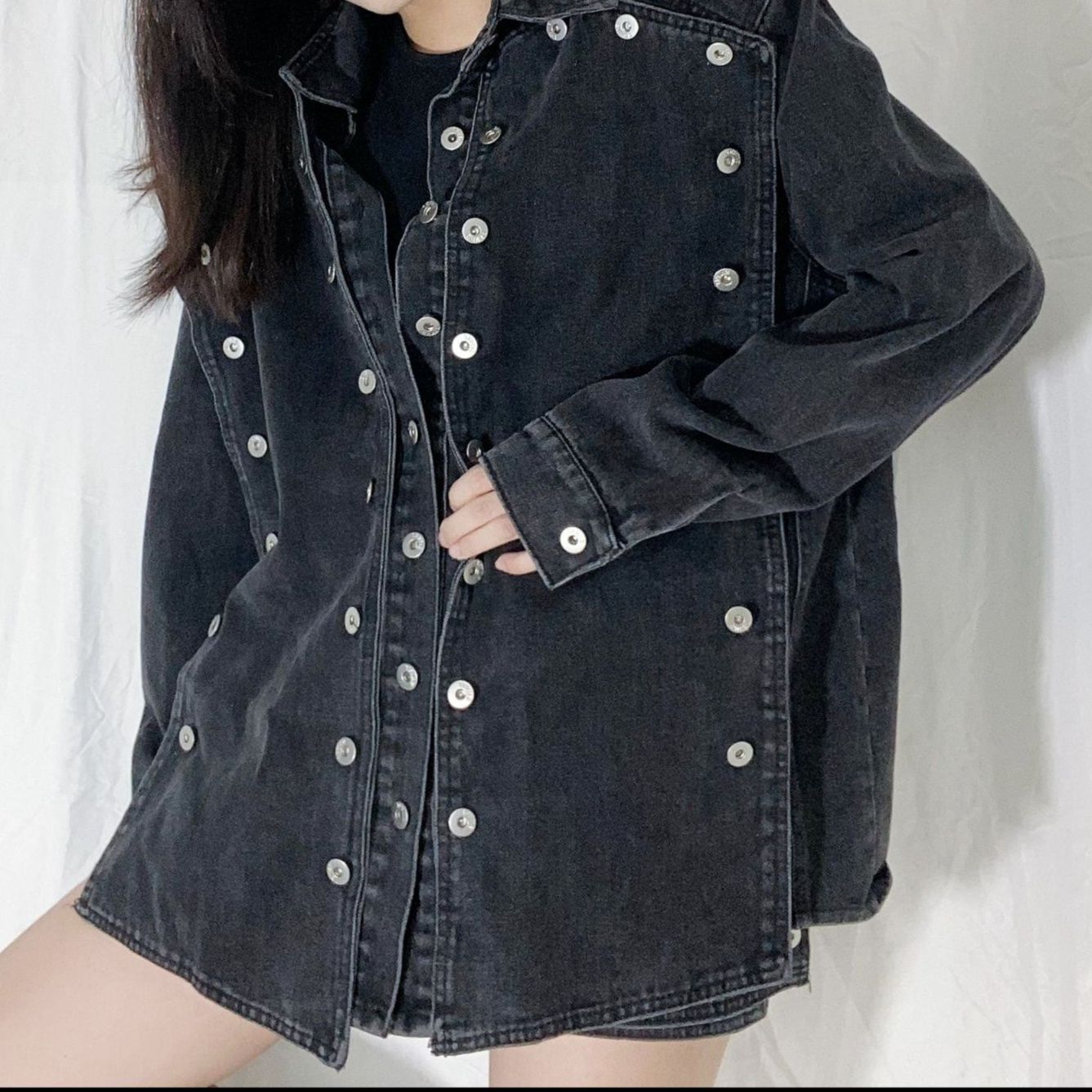 https://fulmo-img-server.com/denimmode/1778474541059_fdd81uqc_v5qbhwr5.jpeg