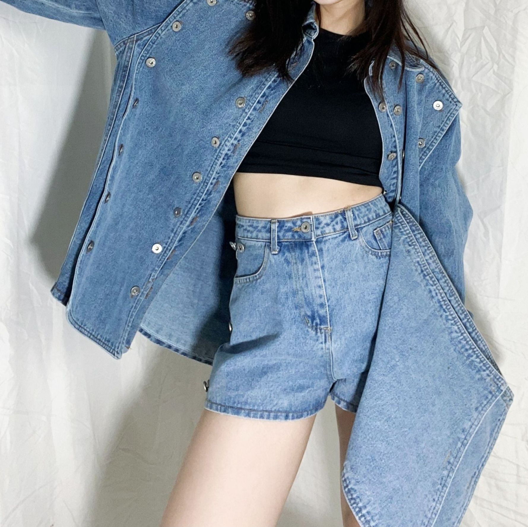 https://fulmo-img-server.com/denimmode/1778474614059_4n24rbwx_6opq8tfc.jpeg