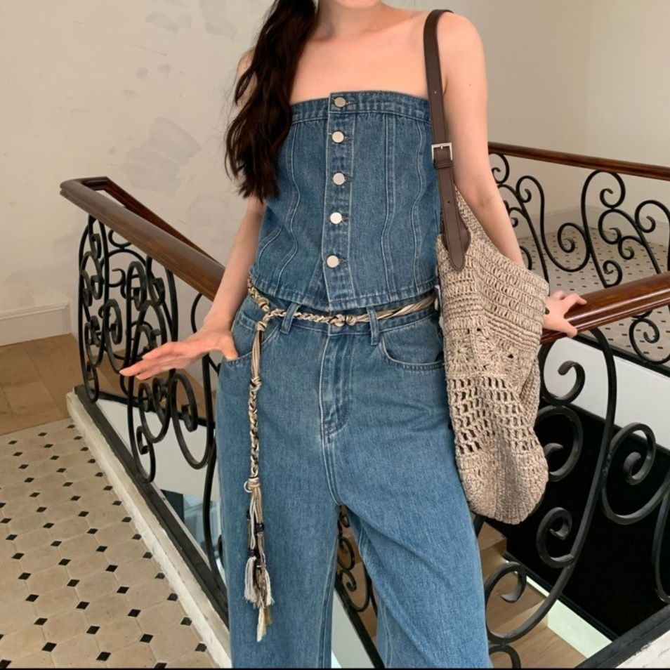 https://fulmo-img-server.com/denimmode/1778899294485_0pesm2b6_80jtm9ph.jpeg