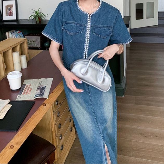 https://fulmo-img-server.com/denimmode/1779069645655_36plmm1b_m65ga53m.jpeg