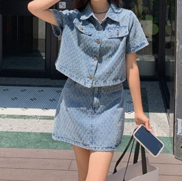 https://fulmo-img-server.com/denimmode/1779165015297_c3mtfh9u_y586ak81.jpeg