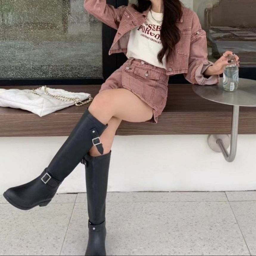 https://fulmo-img-server.com/denimmode/1779244576597_8pmecyq9_p1o7n6ig.jpeg