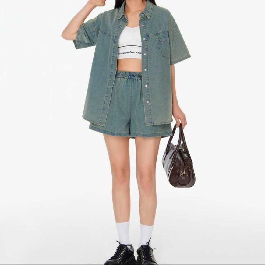デニムセットアップ ゆったり半袖シャツ＆ショートパンツ 大きめサイズのヴィンテージ風ツーピースセット