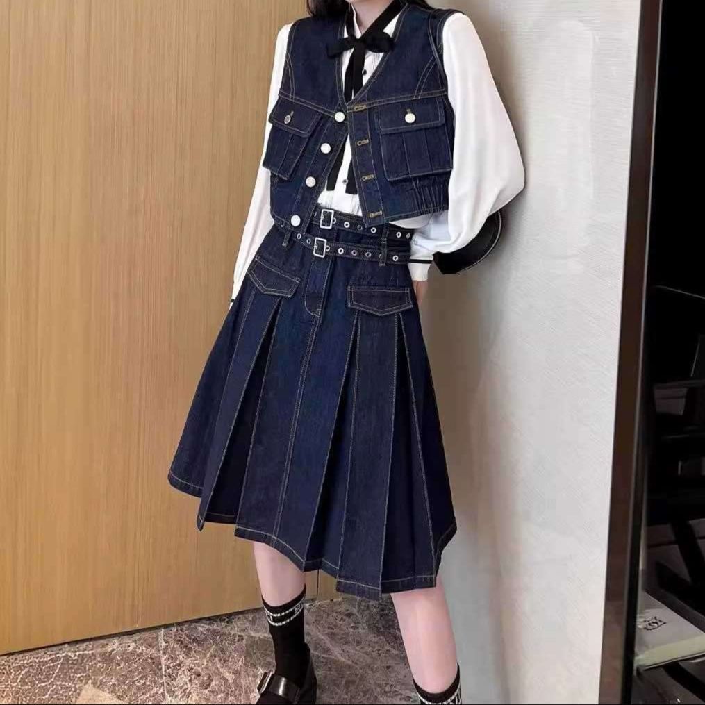 https://fulmo-img-server.com/denimmode/1779428879156_5sr4yhip_f03s92vu.jpeg