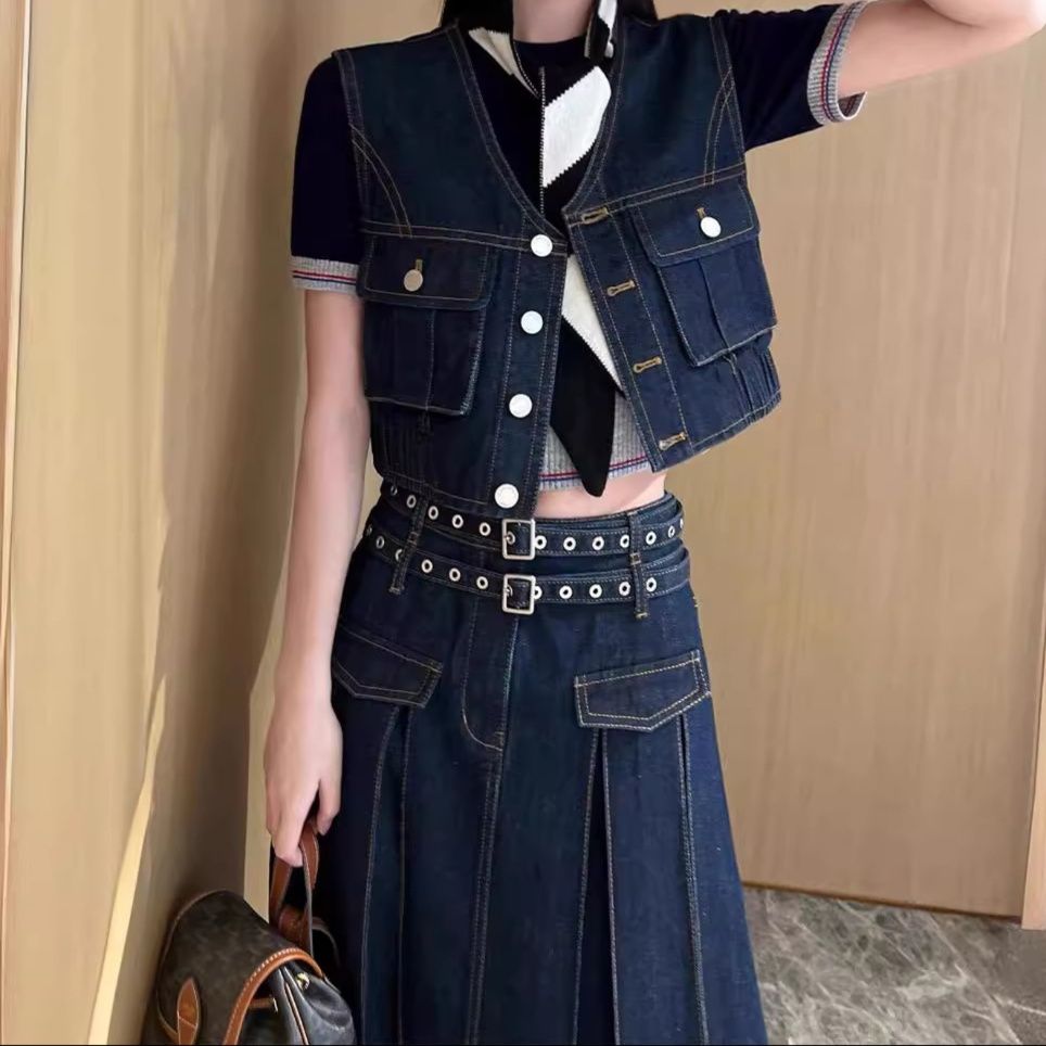 https://fulmo-img-server.com/denimmode/1779428926222_zupd0igj_ktw85d1i.jpeg