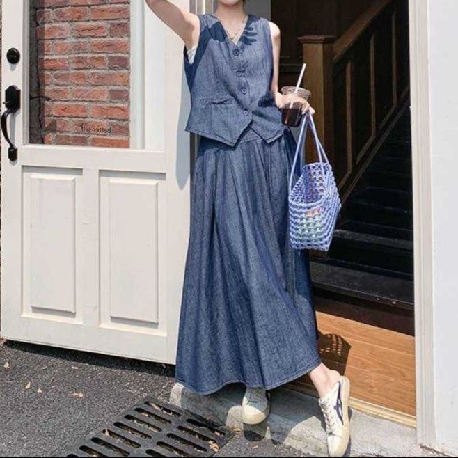 デニムセットアップ シンプルベスト&フレアマキシスカート きれいめ細見え ゆるフェミ2点セット