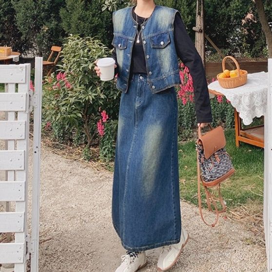 https://fulmo-img-server.com/denimmode/1781057963575_ud3bbrhc_thesw11c.jpeg