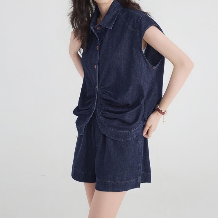 https://fulmo-img-server.com/denimmode/1781490511501_mibmxbnl_mgbzjx4l.jpeg