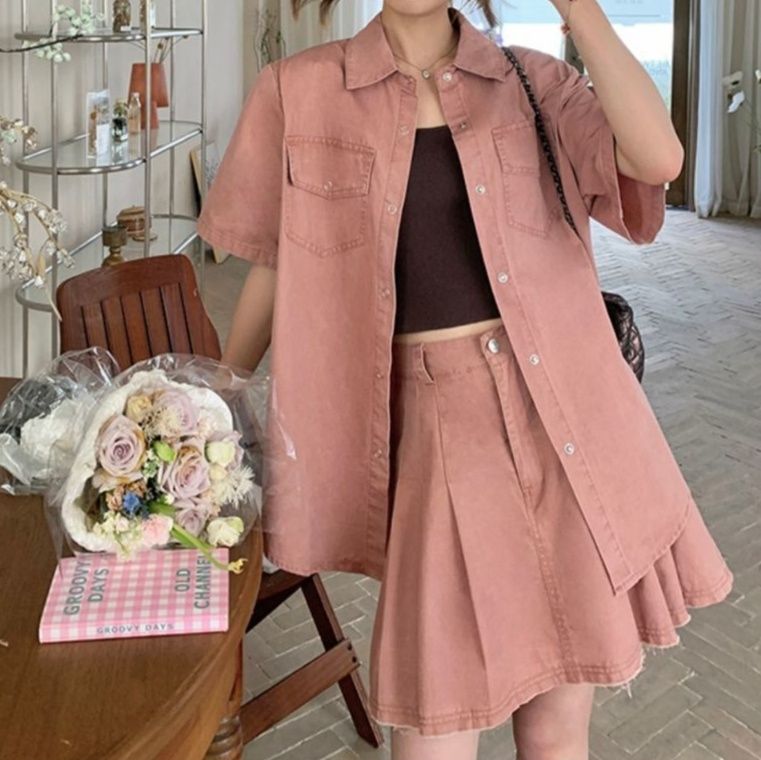 ゆったり半袖シャツ＆フレアミニスカート 夏用細見え 韓国カジュアル風ピンクデニムセットアップ