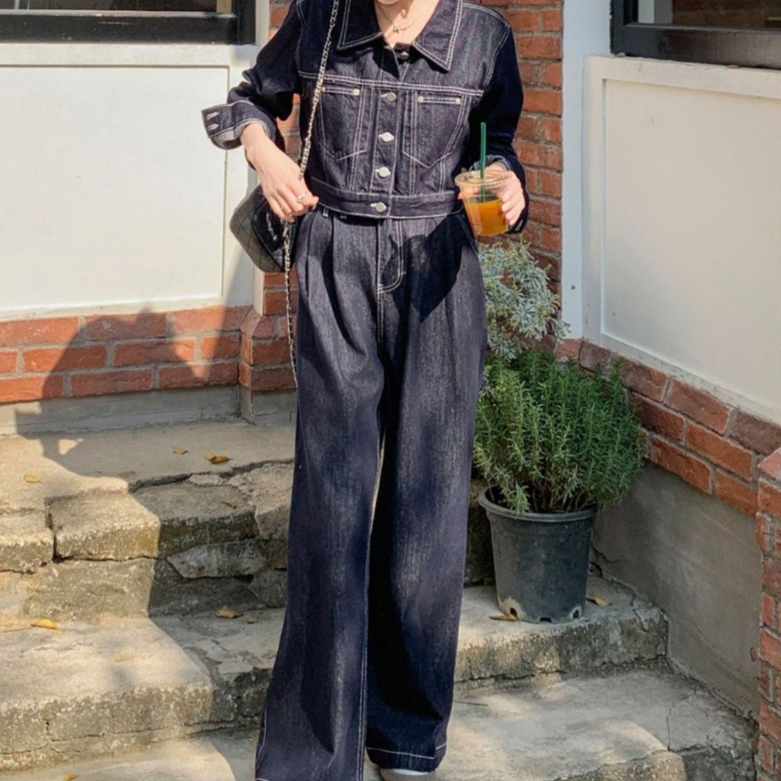 https://fulmo-img-server.com/denimmode/1781933036312_y5u7s6kh_obk0n6pg.jpeg