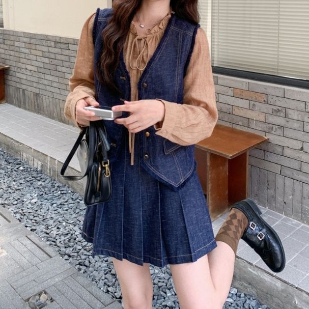 https://fulmo-img-server.com/denimmode/1783474427845_41ebbw0t_dfg0rtr7.jpeg