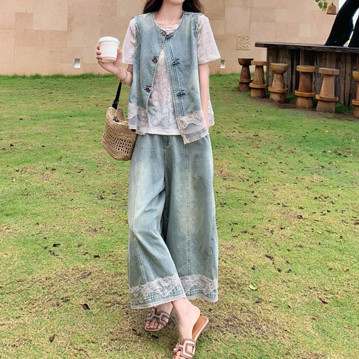https://fulmo-img-server.com/denimmode/1785816615913_eqg348iw_9s2i890t.jpeg