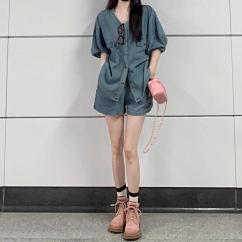 https://fulmo-img-server.com/denimmode/1786166906700_aw17porg_sinar7ou.jpeg