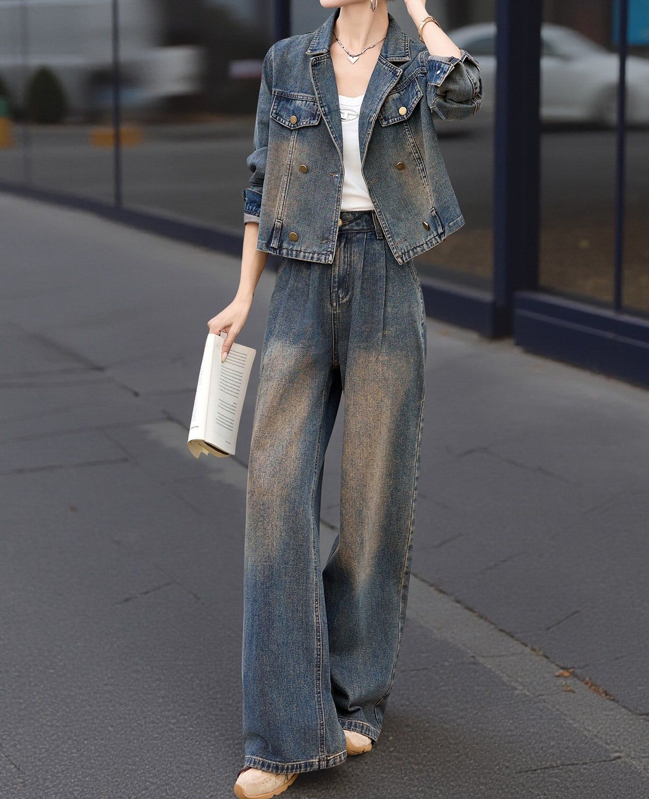https://fulmo-img-server.com/denimmode/1787201945180_voruqpdm_v5t4whsj.jpeg