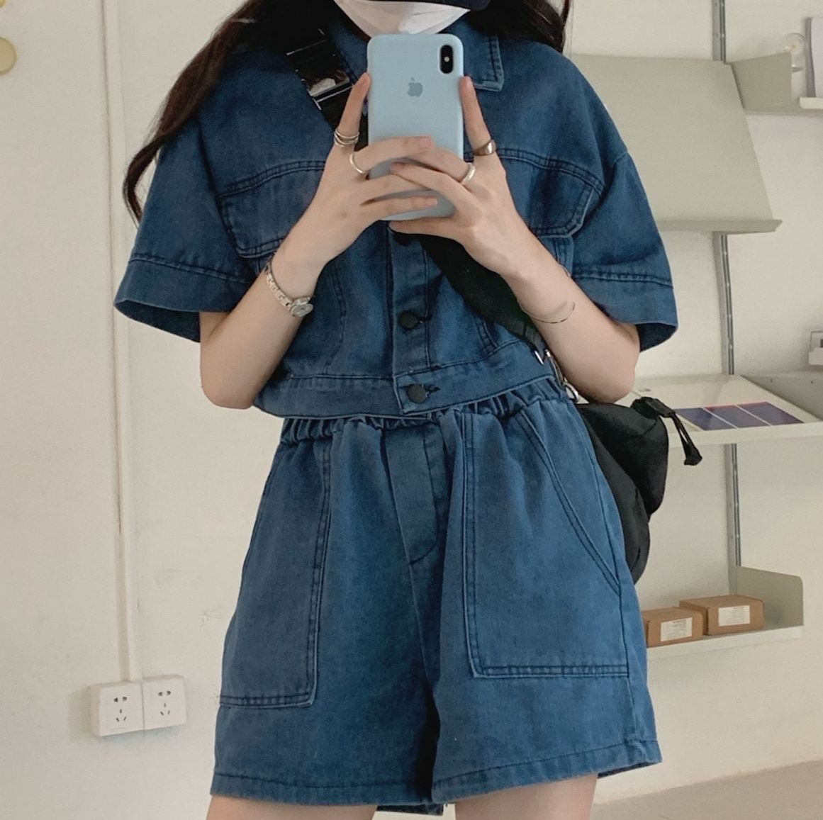 https://fulmo-img-server.com/denimmode/1787980454325_0jicdpu8_48v1v949.jpeg
