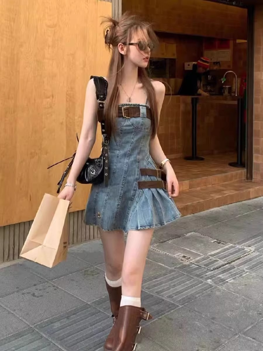 https://fulmo-img-server.com/denimmode/1cef3b64-1a59-4ea7-a077-280812056db9.jpg