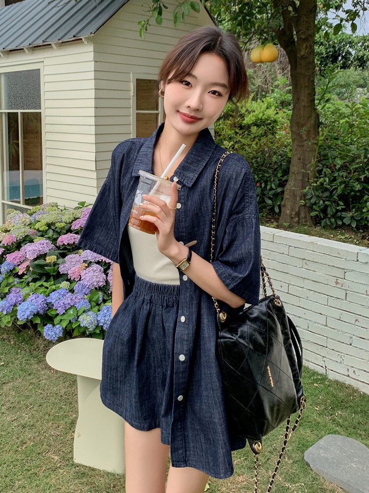 デニムセットアップ ゆったり五分袖シャツとショートパンツセット