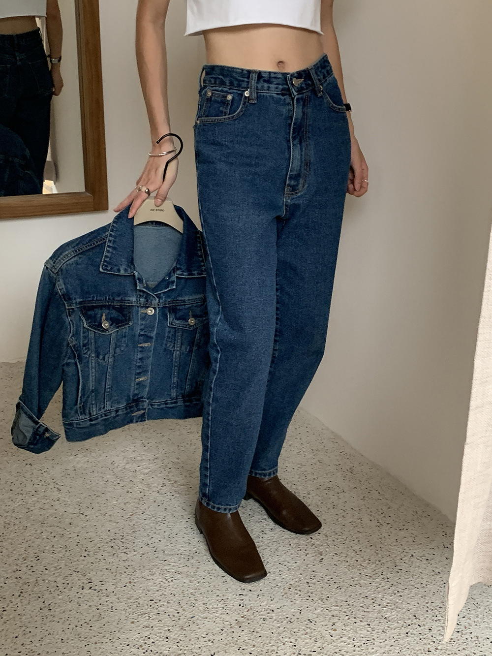 https://fulmo-img-server.com/denimmode/48aa9e92-c314-4e6d-8bdc-f84dcabe4b55.jpg