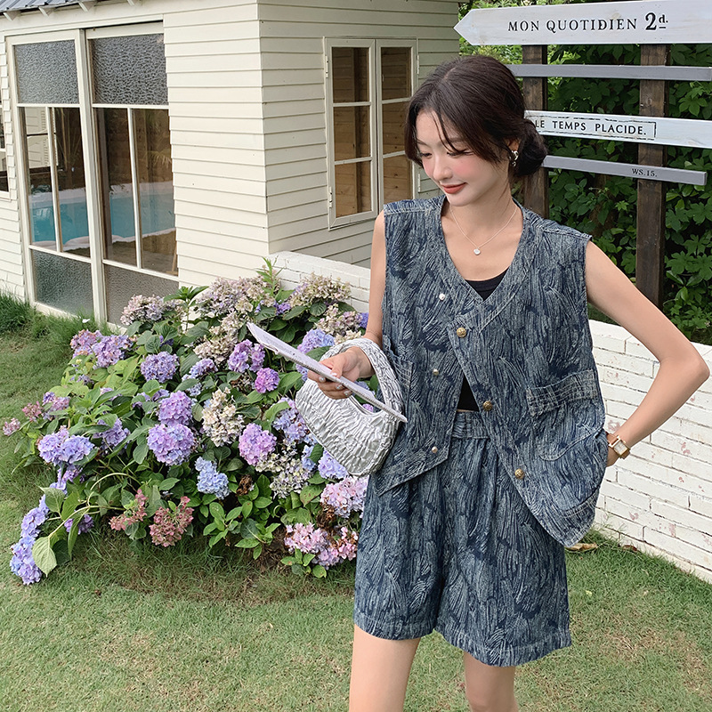 https://fulmo-img-server.com/denimmode/50e5edea-3f7e-4626-be6d-7d20af8fda42.jpg