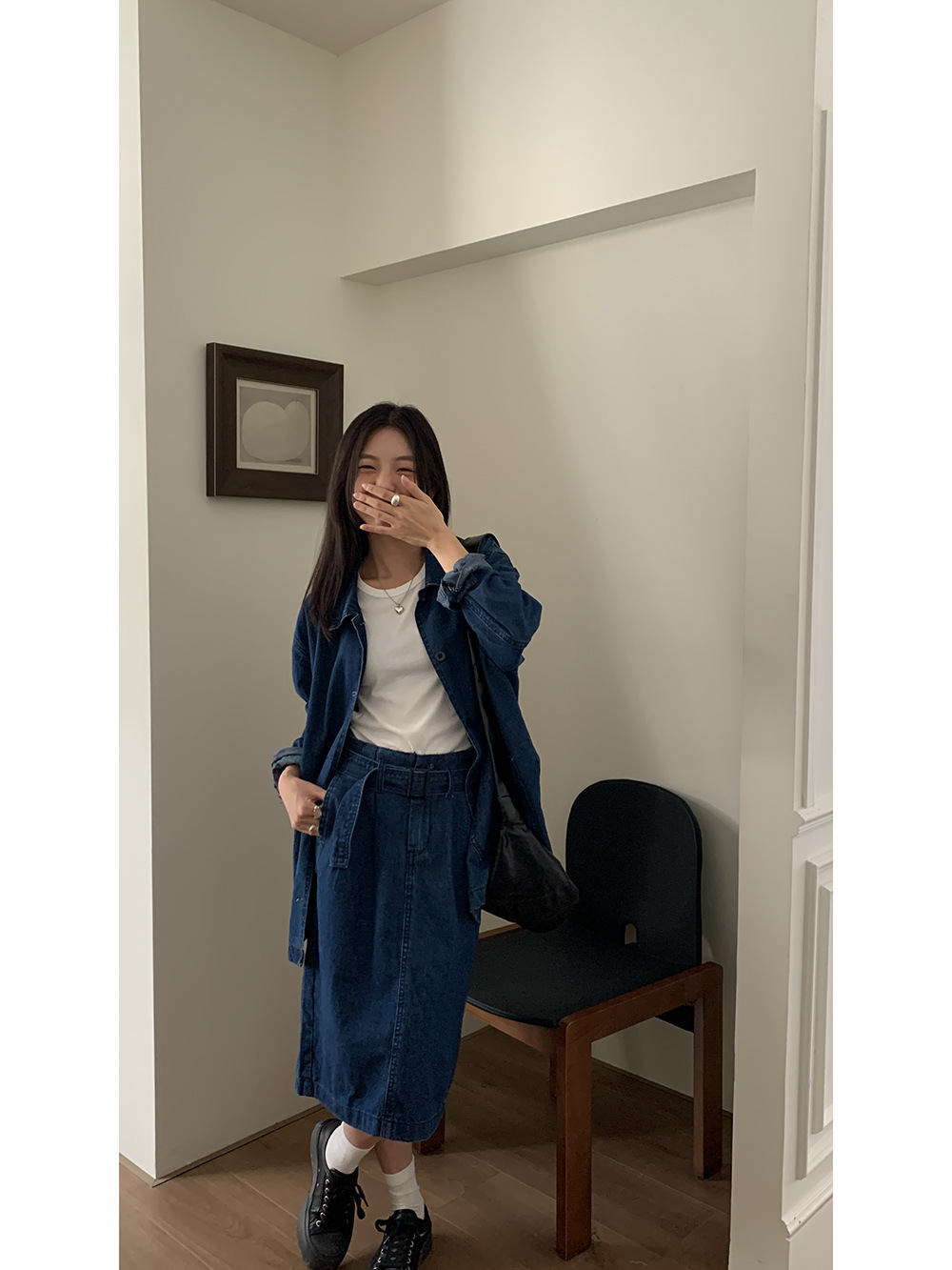 https://fulmo-img-server.com/denimmode/5a9a56d3-7a94-445a-b12c-aa10763cc1a2.jpg