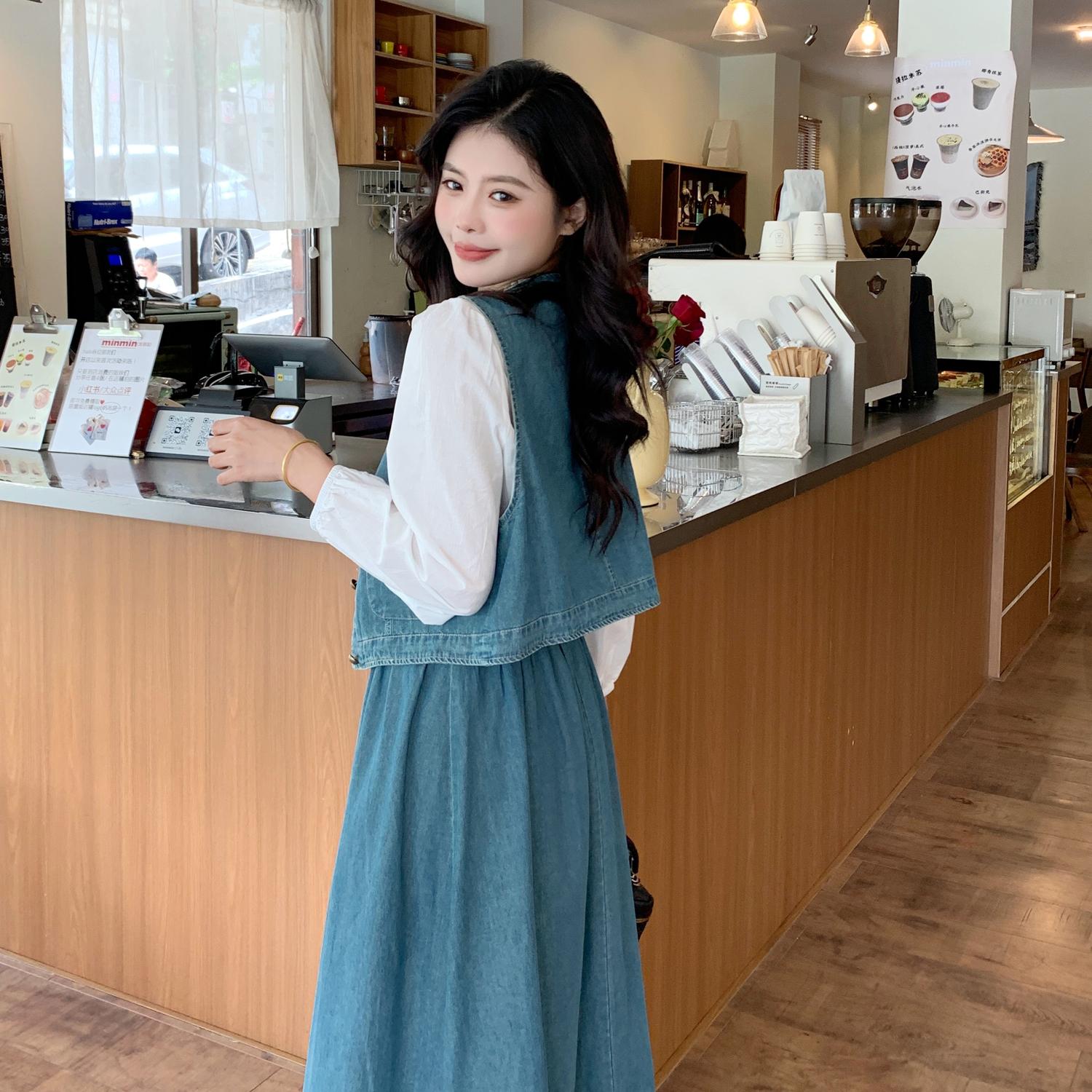 デニムセットアップ 優美なベスト付きデニムスカートセット