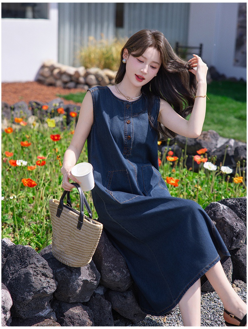 https://fulmo-img-server.com/denimmode/6d4f845b-f253-4b77-9bcd-61414e0102c5.jpg