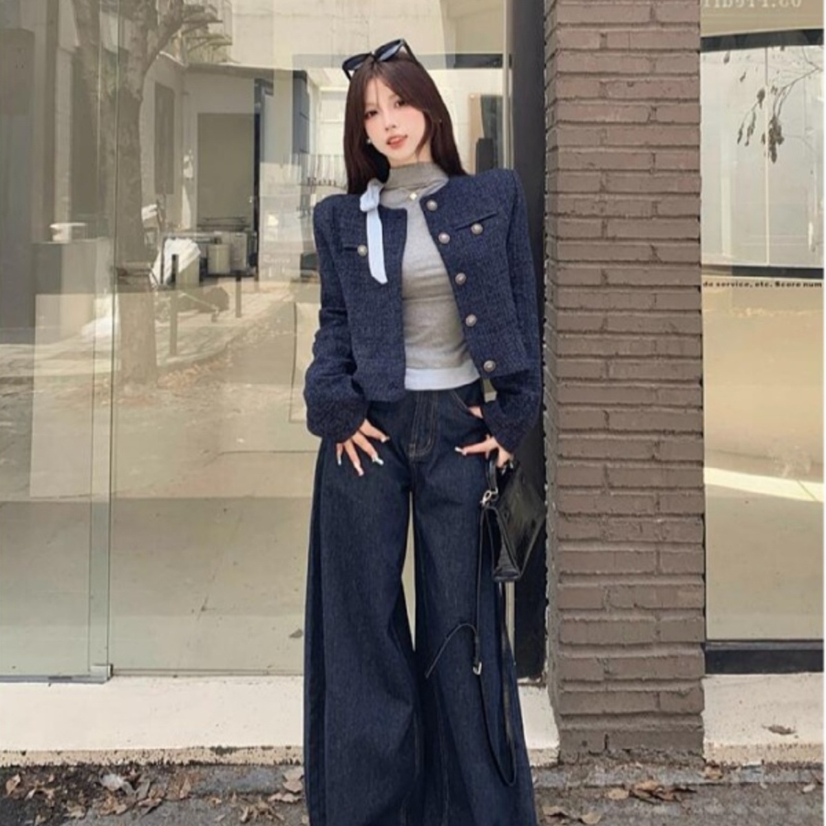 デニムセットアップ 上品な金属ボタン付きショート丈ジャケット×ワイドパンツセット