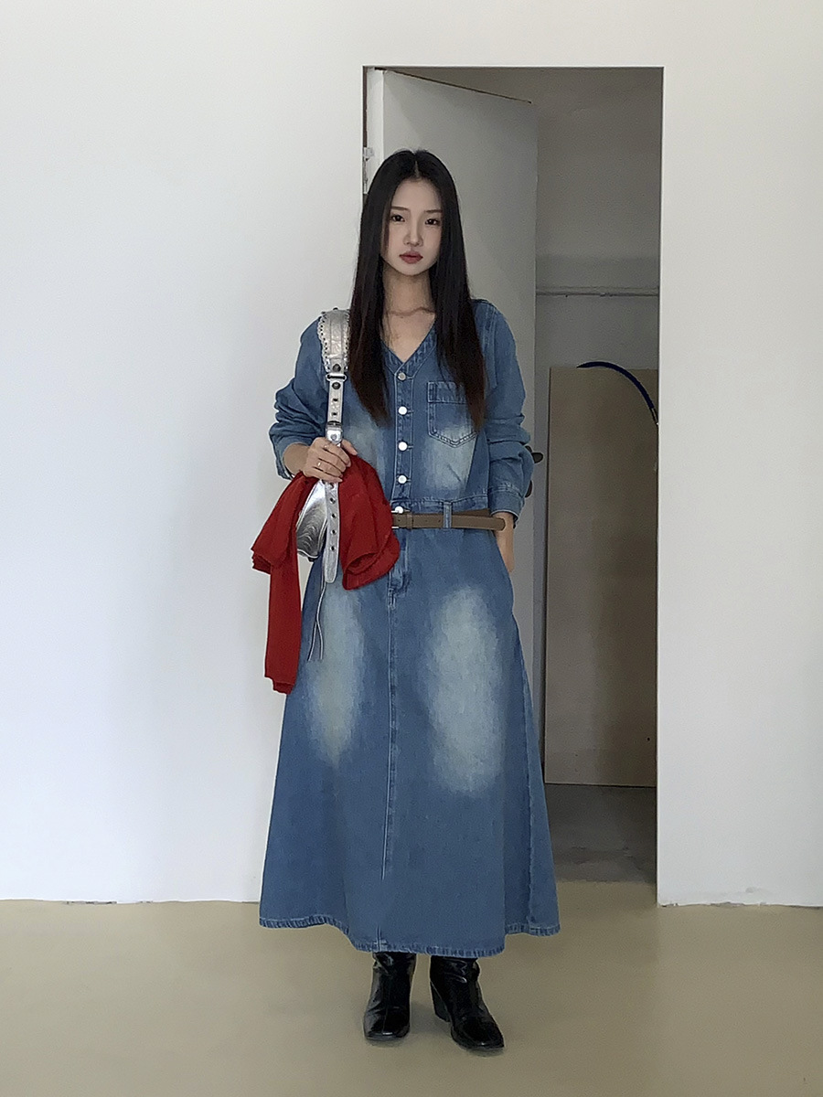 https://fulmo-img-server.com/denimmode/7dcd8cc3-d8f3-46e0-96a7-066470d8619d.jpg