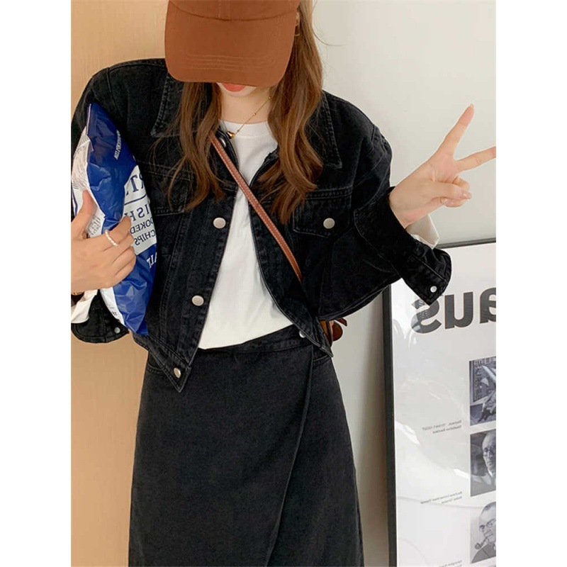 デニムセットアップ 非対称デザインのデニムジャケットとミディスカートセット
