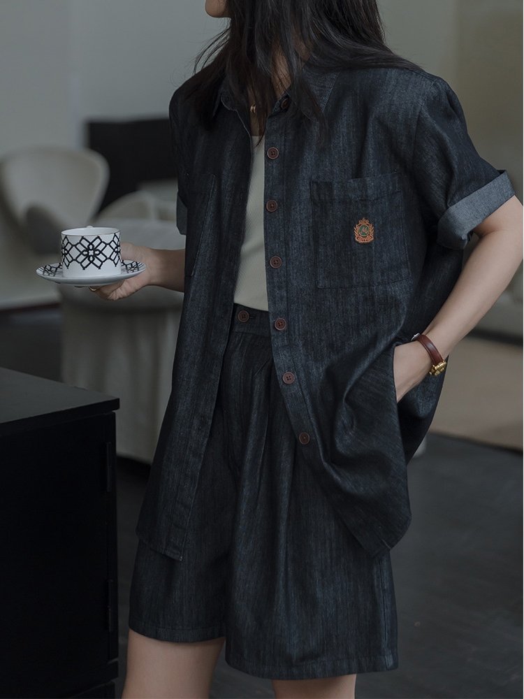 デニムセットアップ 刺繍入り半袖デニムセットアップ