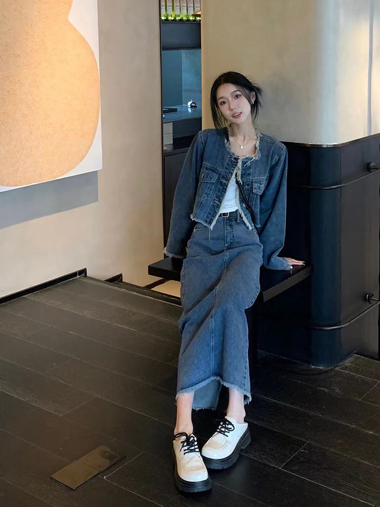 https://fulmo-img-server.com/denimmode/94924e5f-f09c-45a5-8a37-255bacc43d84.jpg