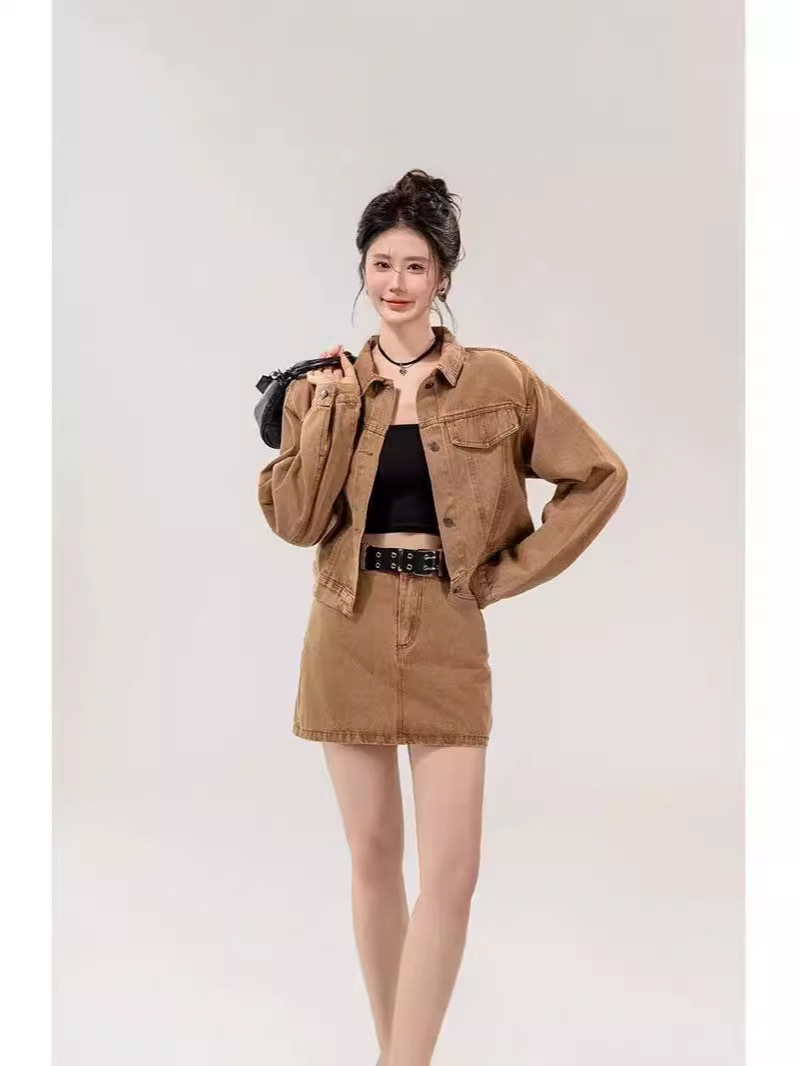 https://fulmo-img-server.com/denimmode/998b5b33-6f0b-45ff-a287-0d730159ebc6.jpg