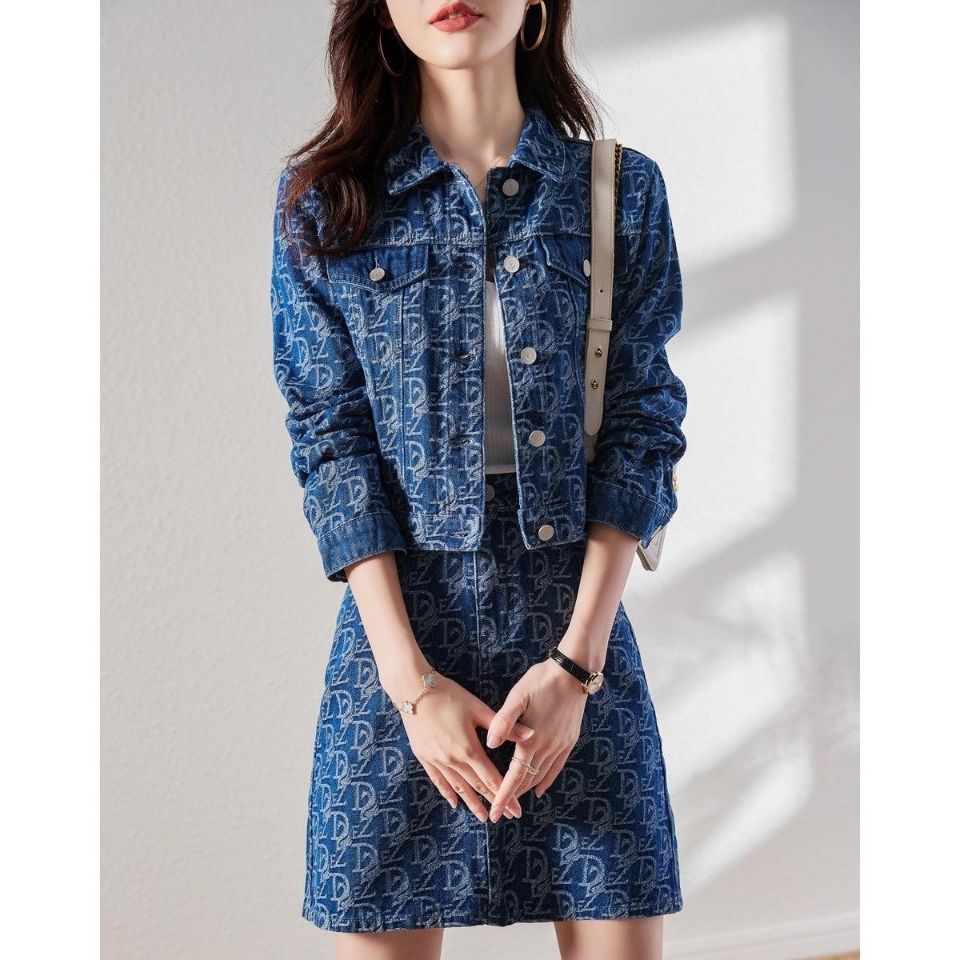 https://fulmo-img-server.com/denimmode/a9e2e9aa-3b7b-454e-b34a-5880d921d1c5.jpg