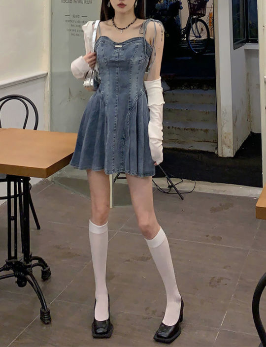 https://fulmo-img-server.com/denimmode/abc132be-d127-42c4-b98d-a8512cc55dd2.jpg