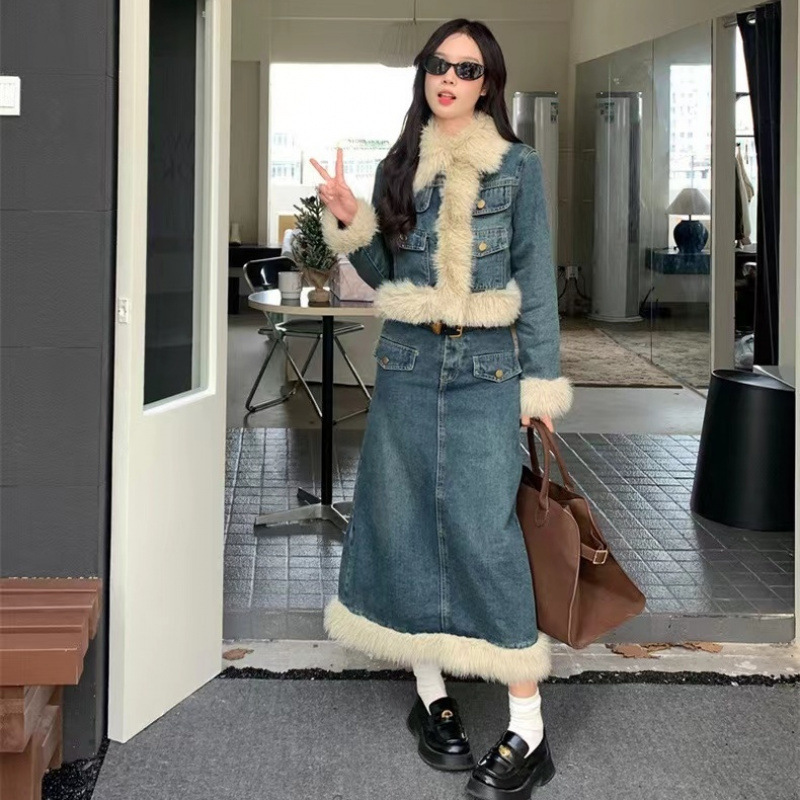 https://fulmo-img-server.com/denimmode/af50aca0-9482-415e-9f30-a06bc1c983a4.jpg