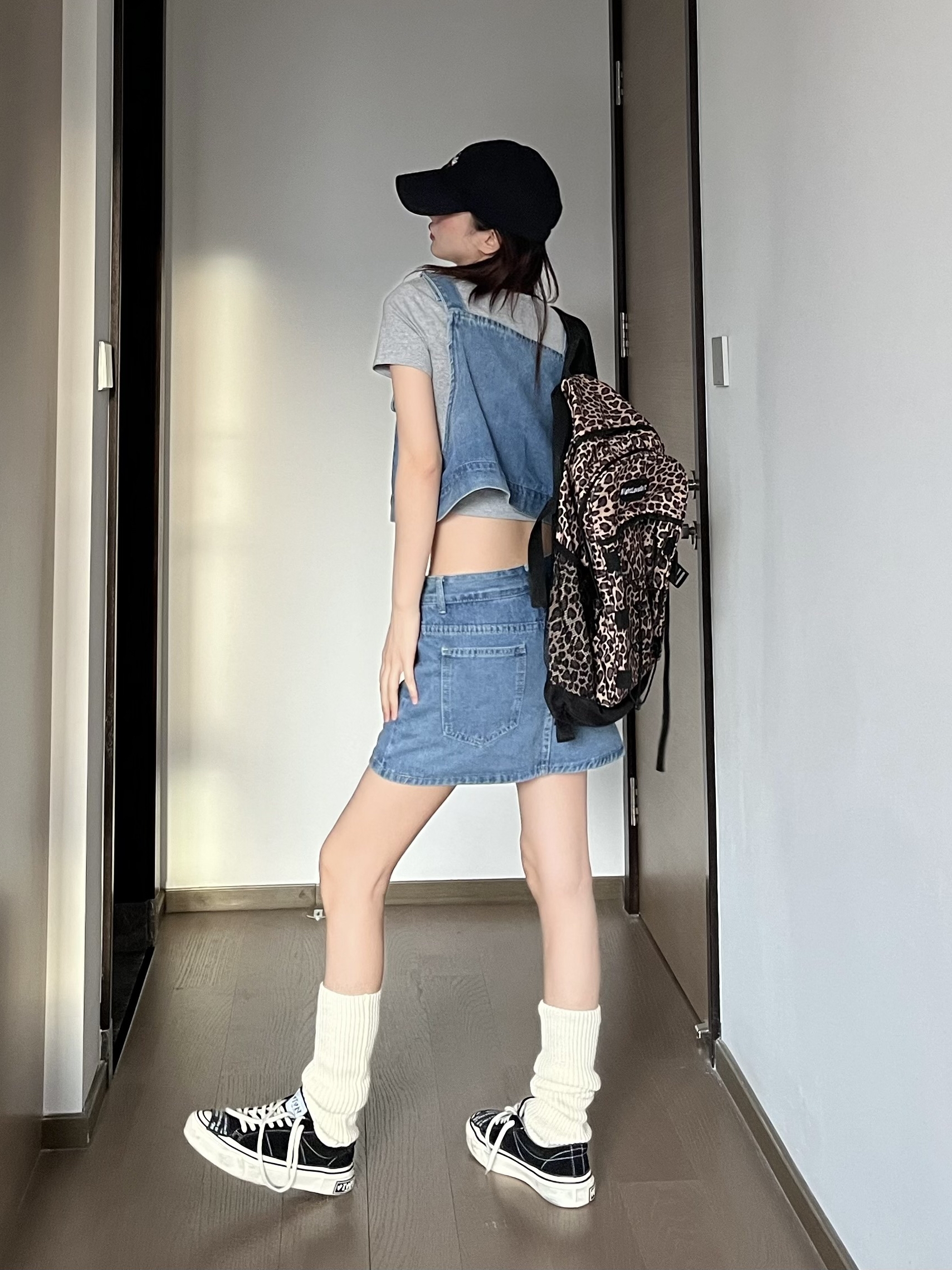 https://fulmo-img-server.com/denimmode/b28a22f5-be83-46d9-99c6-fa50b754b91c.jpg