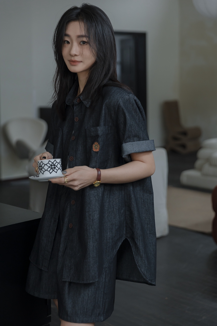 デニムセットアップ 刺繍入り半袖デニムセットアップ
