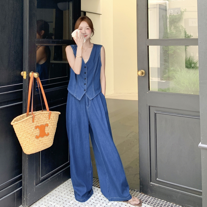https://fulmo-img-server.com/denimmode/bd2396a1-d8e7-48b6-91b1-d95c8e310b72.jpg