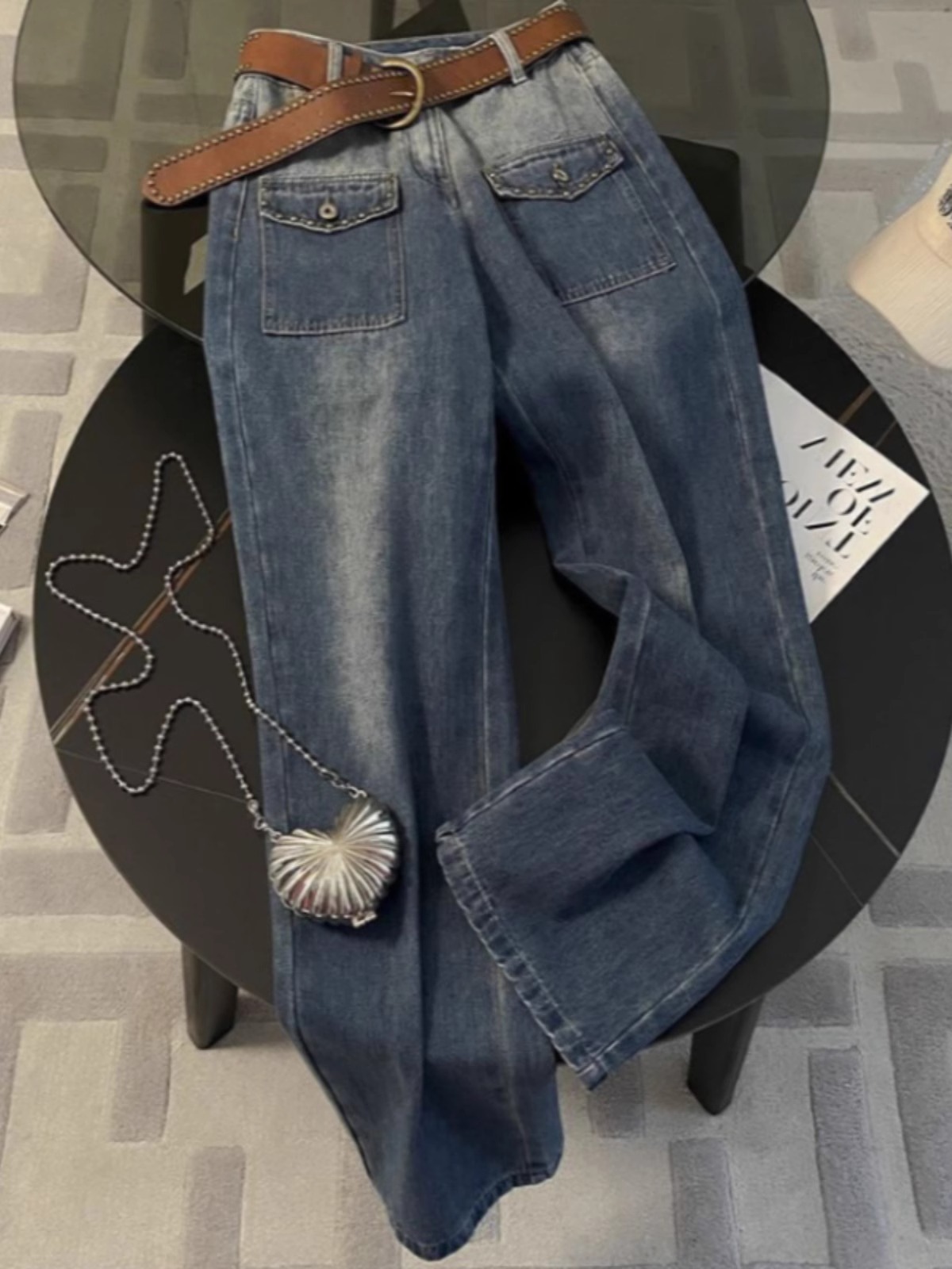 https://fulmo-img-server.com/denimmode/c42cbebd-b79b-4d44-81cf-46e051f8c934.jpg