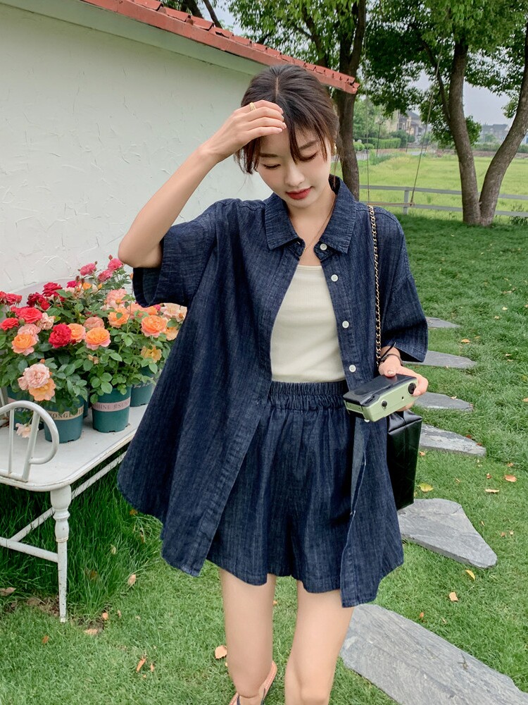 デニムセットアップ ゆったり五分袖シャツとショートパンツセット