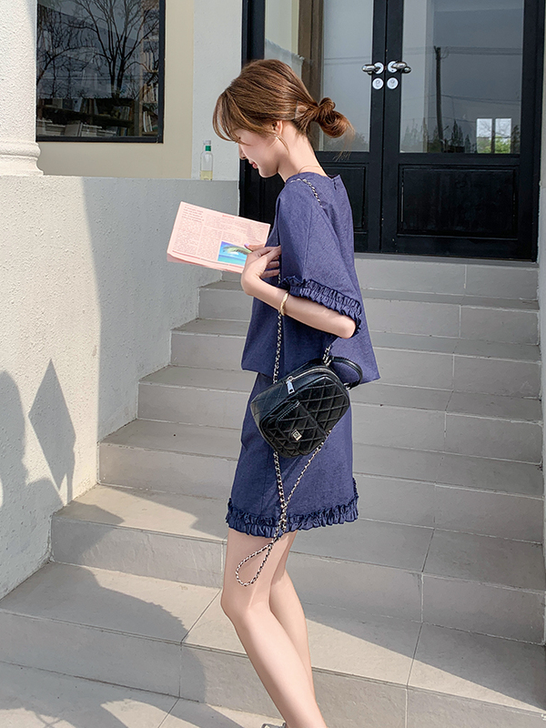 https://fulmo-img-server.com/denimmode/d4241a1f-ab84-4b16-89c5-9a96be78c429.jpg