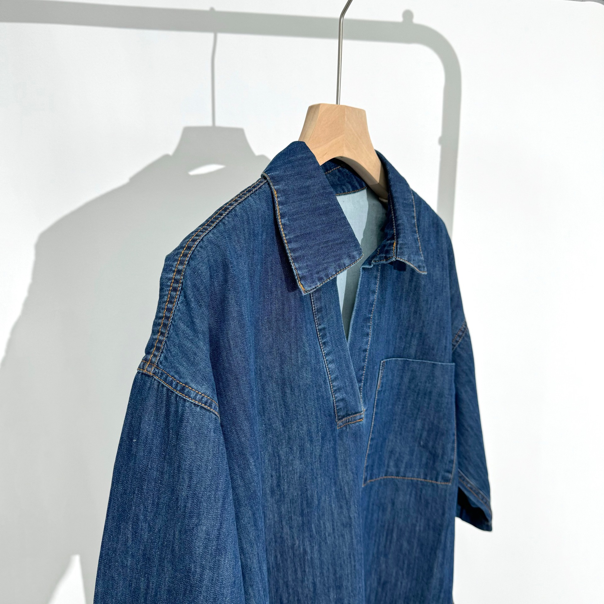 https://fulmo-img-server.com/denimmode/d6d88c68-5f12-45e7-a725-83a727cc3497.jpg