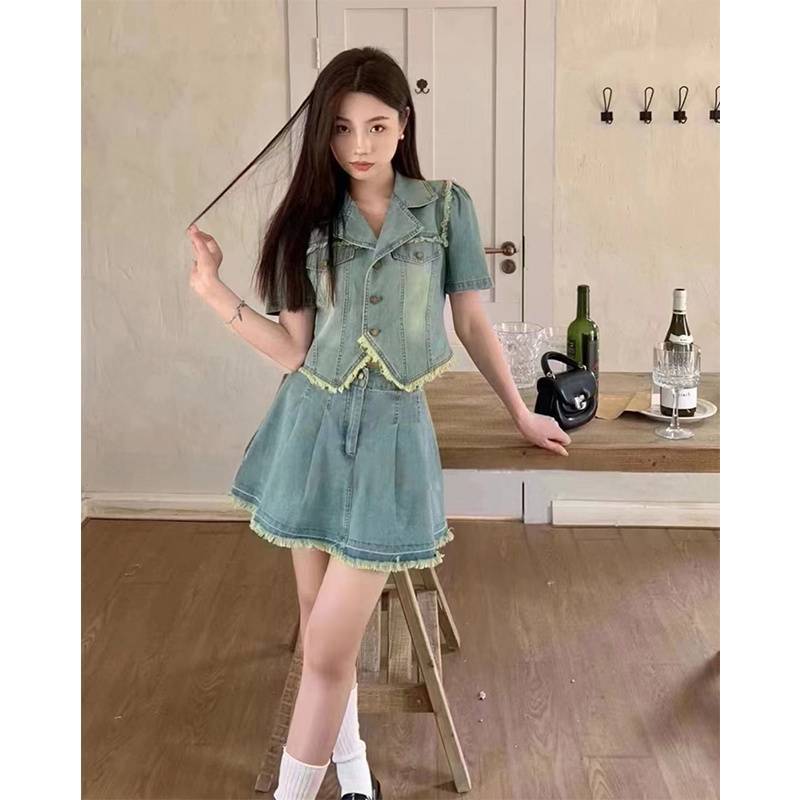 https://fulmo-img-server.com/denimmode/dd0f866a-611b-4a20-9df8-105ab554e797.jpg