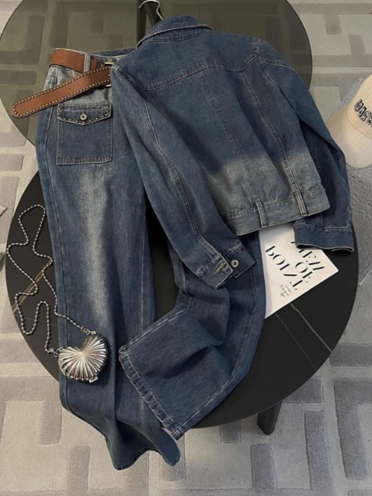 https://fulmo-img-server.com/denimmode/e4f89433-4848-477c-9333-5f74de3b5464.jpg