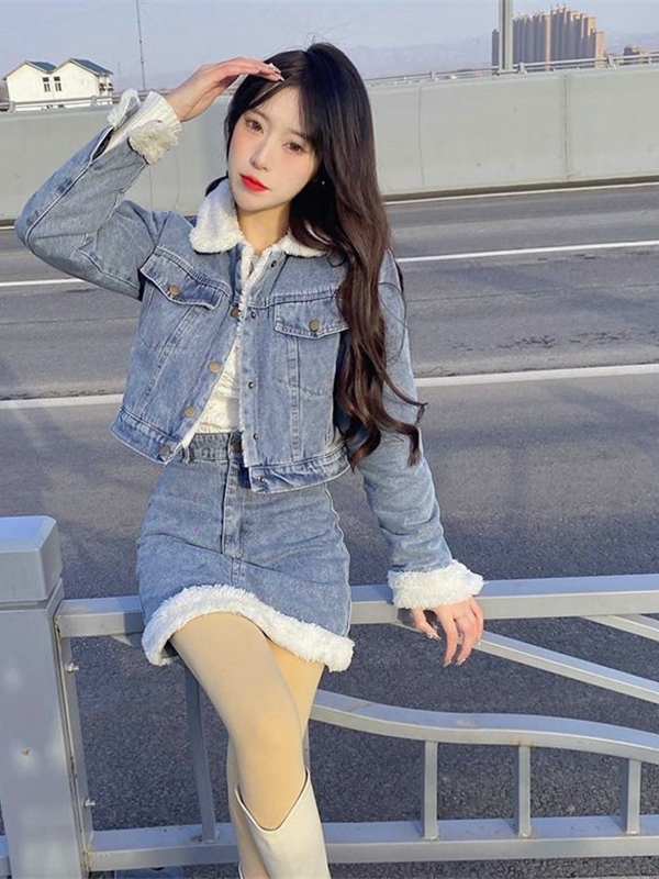 https://fulmo-img-server.com/denimmode/e5e01568-c083-4f67-83d4-276403b5d808.jpg