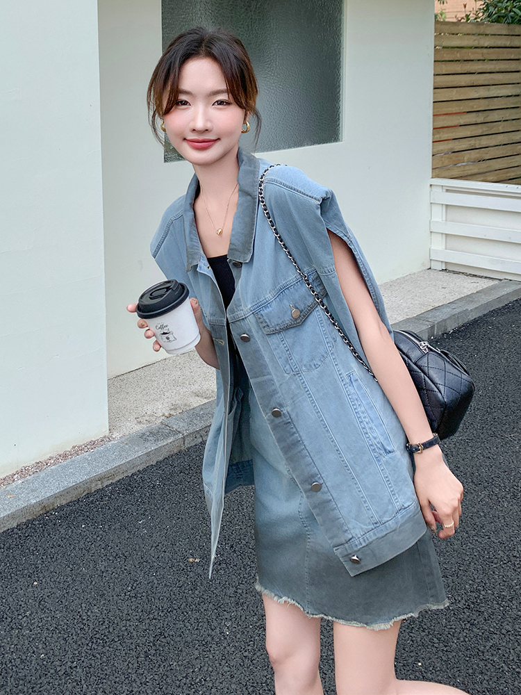 https://fulmo-img-server.com/denimmode/e7820d19-c526-4f8b-9f26-48736d201974.jpg
