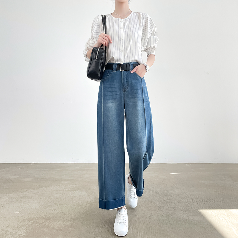 https://fulmo-img-server.com/denimmuse/14b359de-3d95-499b-84c7-5f31fbd4e331.jpg