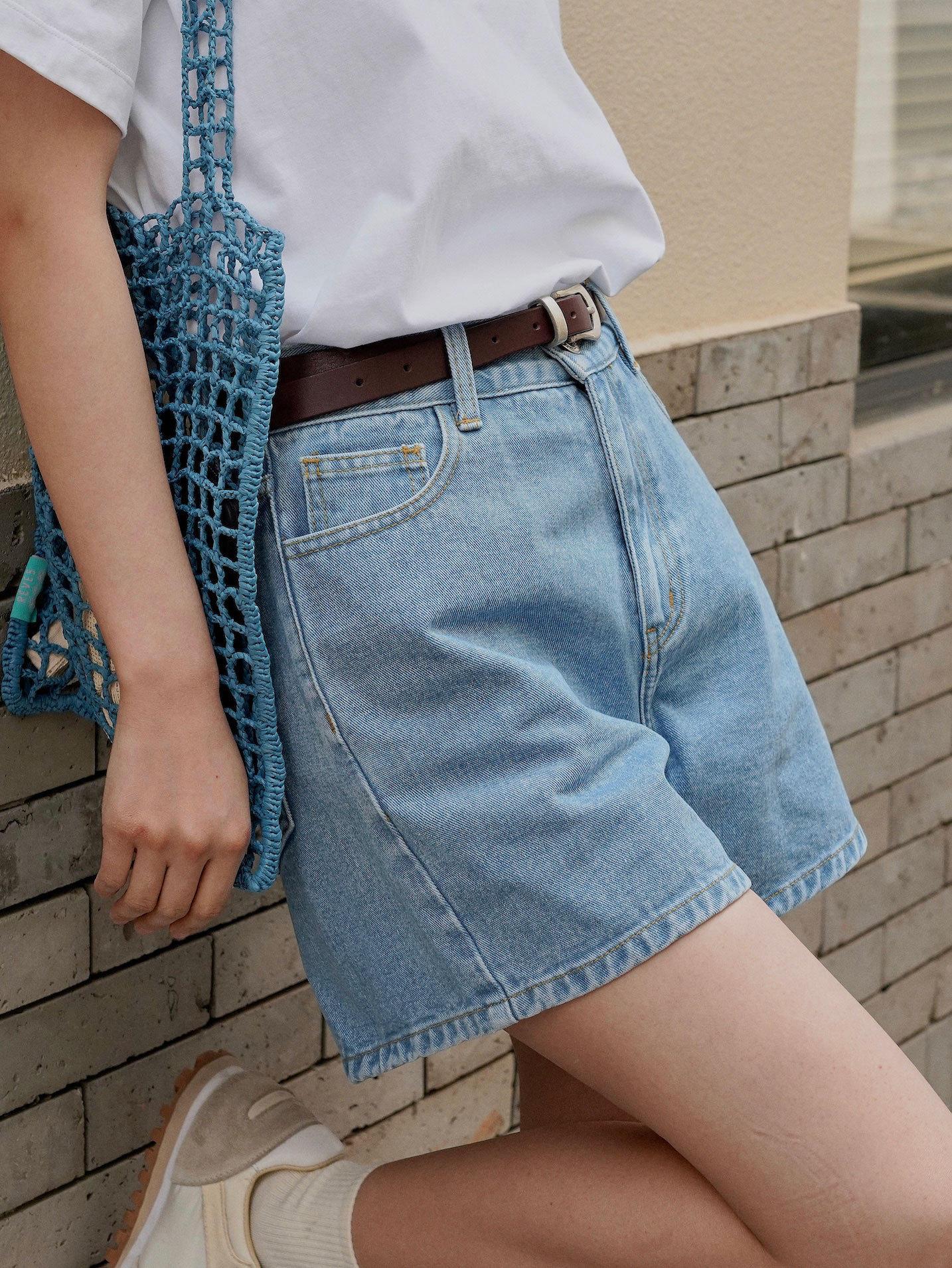 https://fulmo-img-server.com/denimmuse/172754b2-fe9c-4868-8975-77af557357d1.jpg
