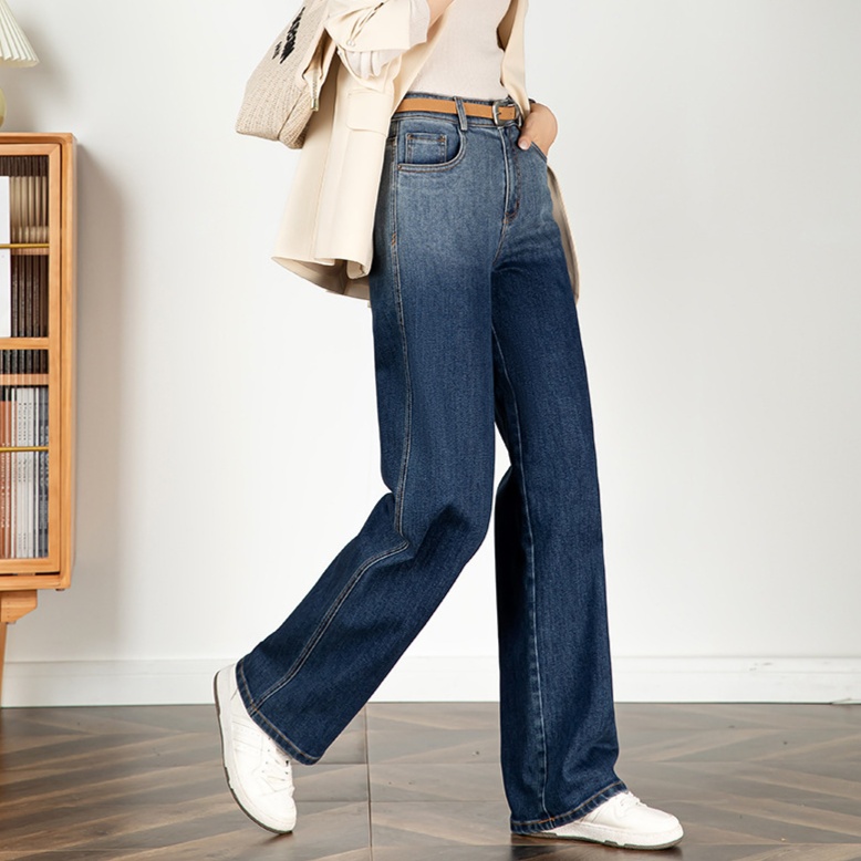 ストレートデニムパンツ