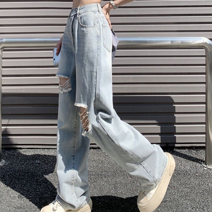 レディースジーンズパンツ　ヴィンテージ風クラッシュルーズデニム